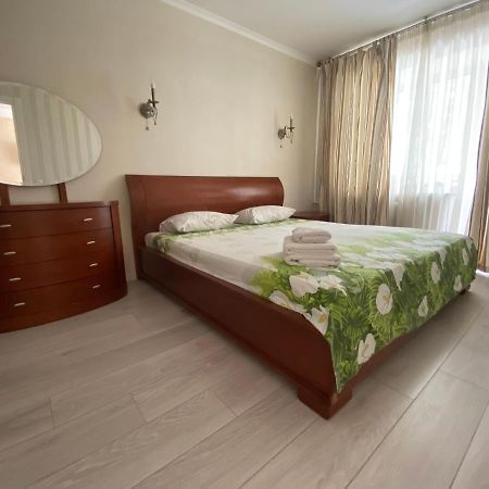 Apartment On Prospiekt Pobiedy 18 Kiev Eksteriør bilde