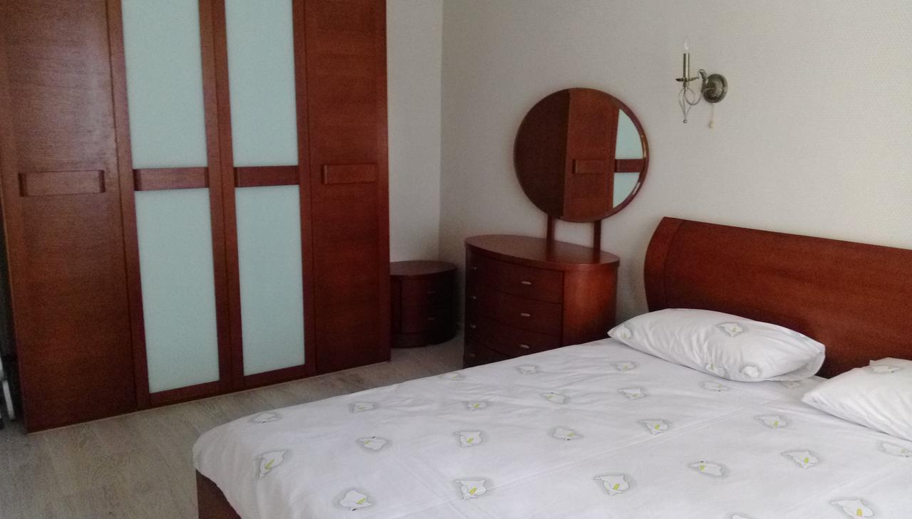 Apartment On Prospiekt Pobiedy 18 Kiev Eksteriør bilde